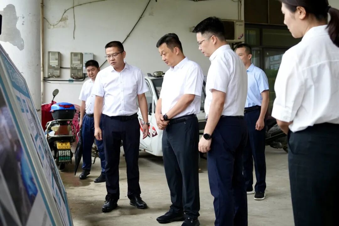 吴国良调研陆城镇工作